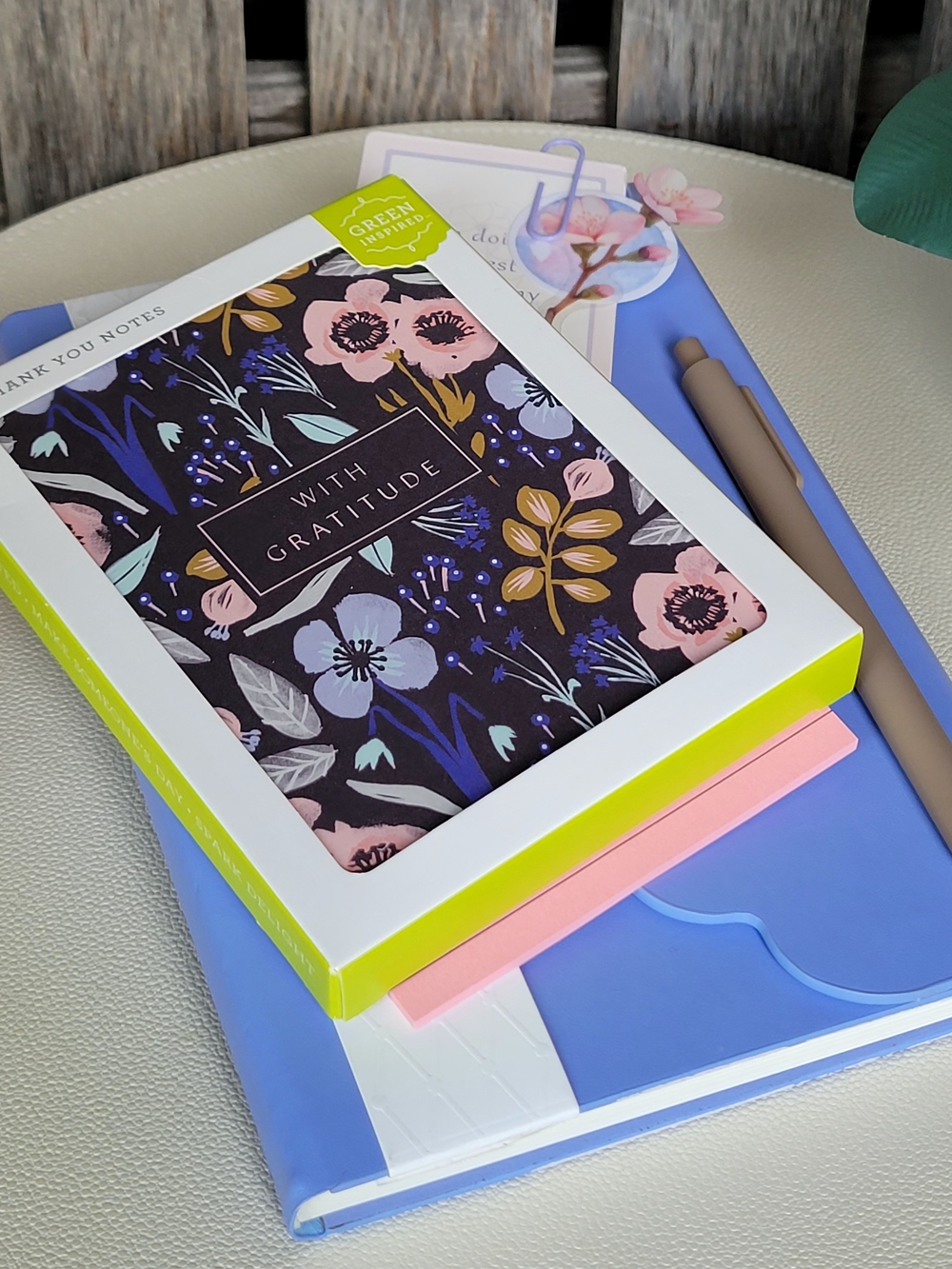 With Gratitude Floral Thank You Notes - Journal Bundle - Picture 2 of 2
